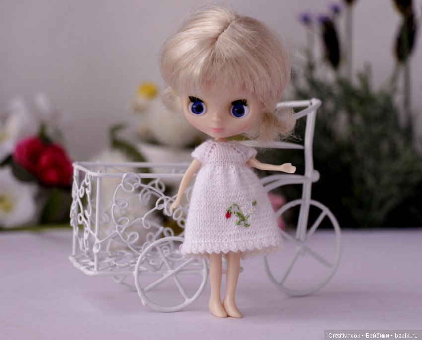 Удивительно тоненькая Petite Blythe (фото 9)