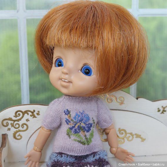 Микро вышивка на миниатюрной кукольной одежде (фото 3)