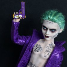 Джокер - одинокий король Готэма