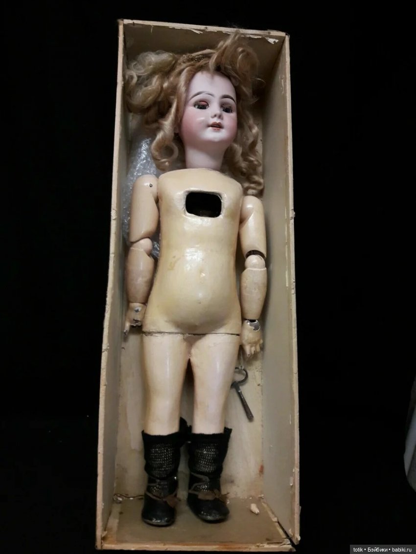 Ходячая и звуковая кукла Флейшман