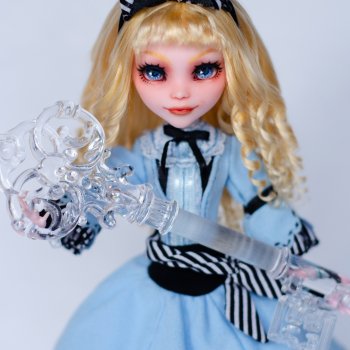 Сказочная Алиса  Арт проект : Алиса, сквозь зеркала