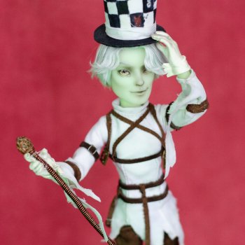 Шляпник Арт проект: Алиса, сквозь зеркала