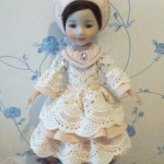 Кокошник оплечье платье кукле Руби Рэд Крем-брюле