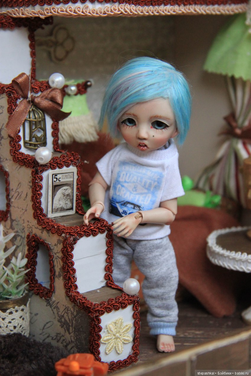 Два домишки для одного мальчишки. Часть 1