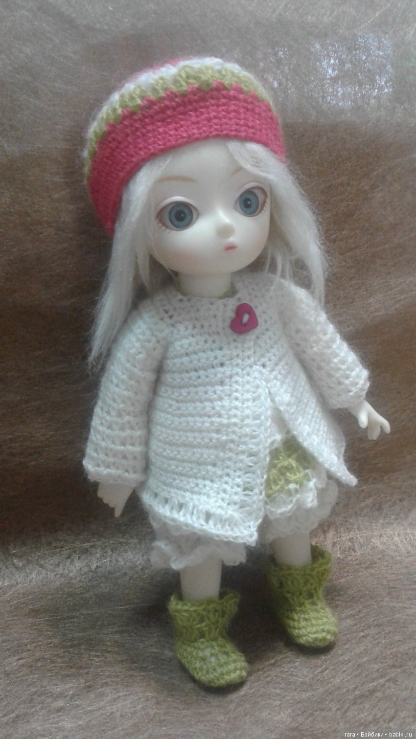 Взяла Куку с собой на работу (фото 6)