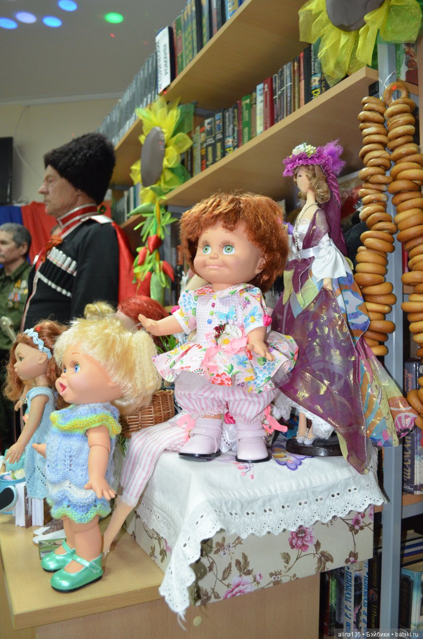 Библионочь с куколками — Выставки кукол и мишек Тедди: фоторепортажи