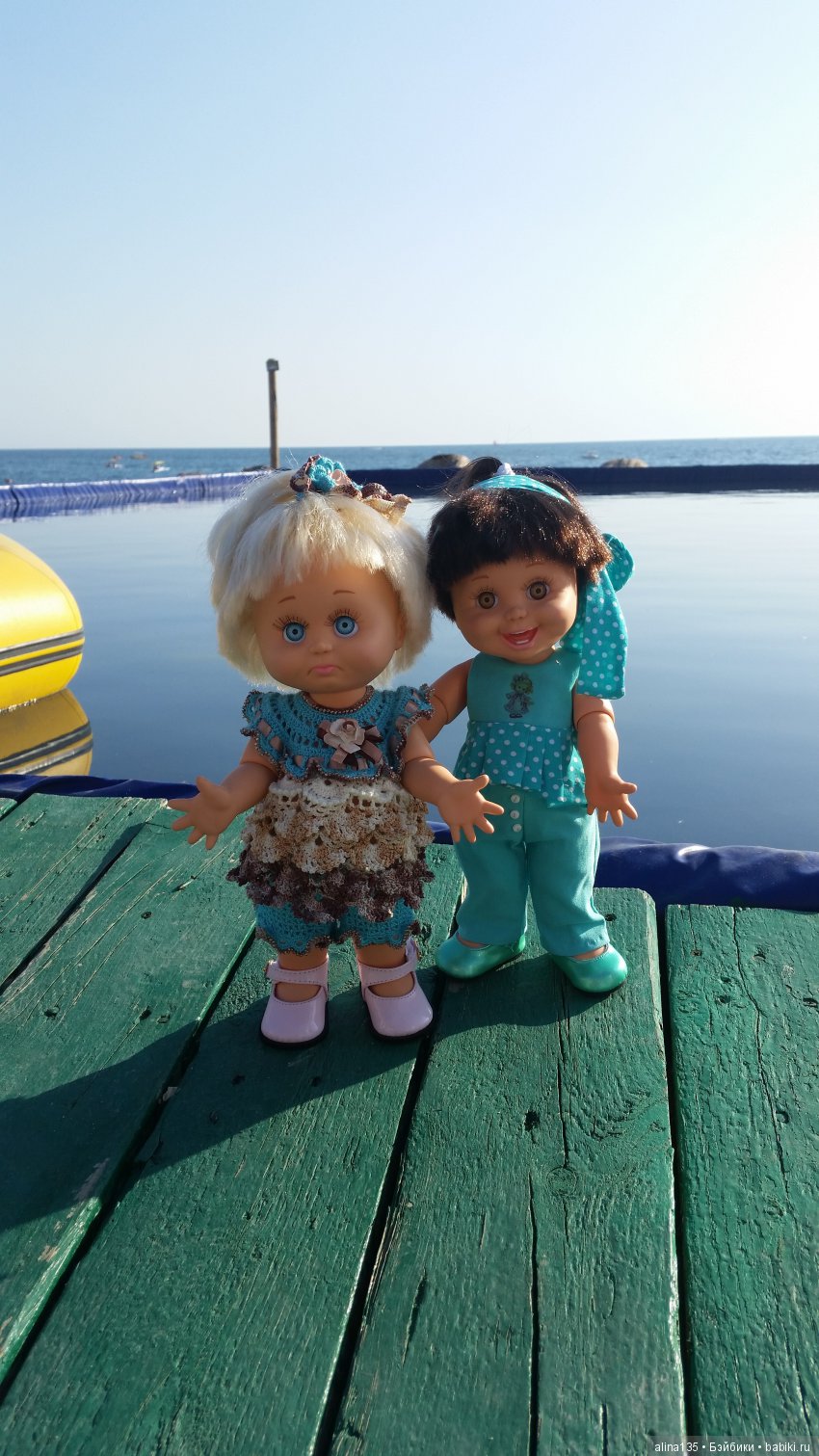 Мои фейсинки празднуют День поселения и демонстрируют новые наряды