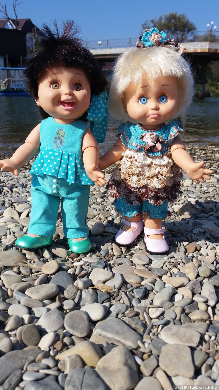 Мои фейсинки празднуют День поселения и демонстрируют новые наряды