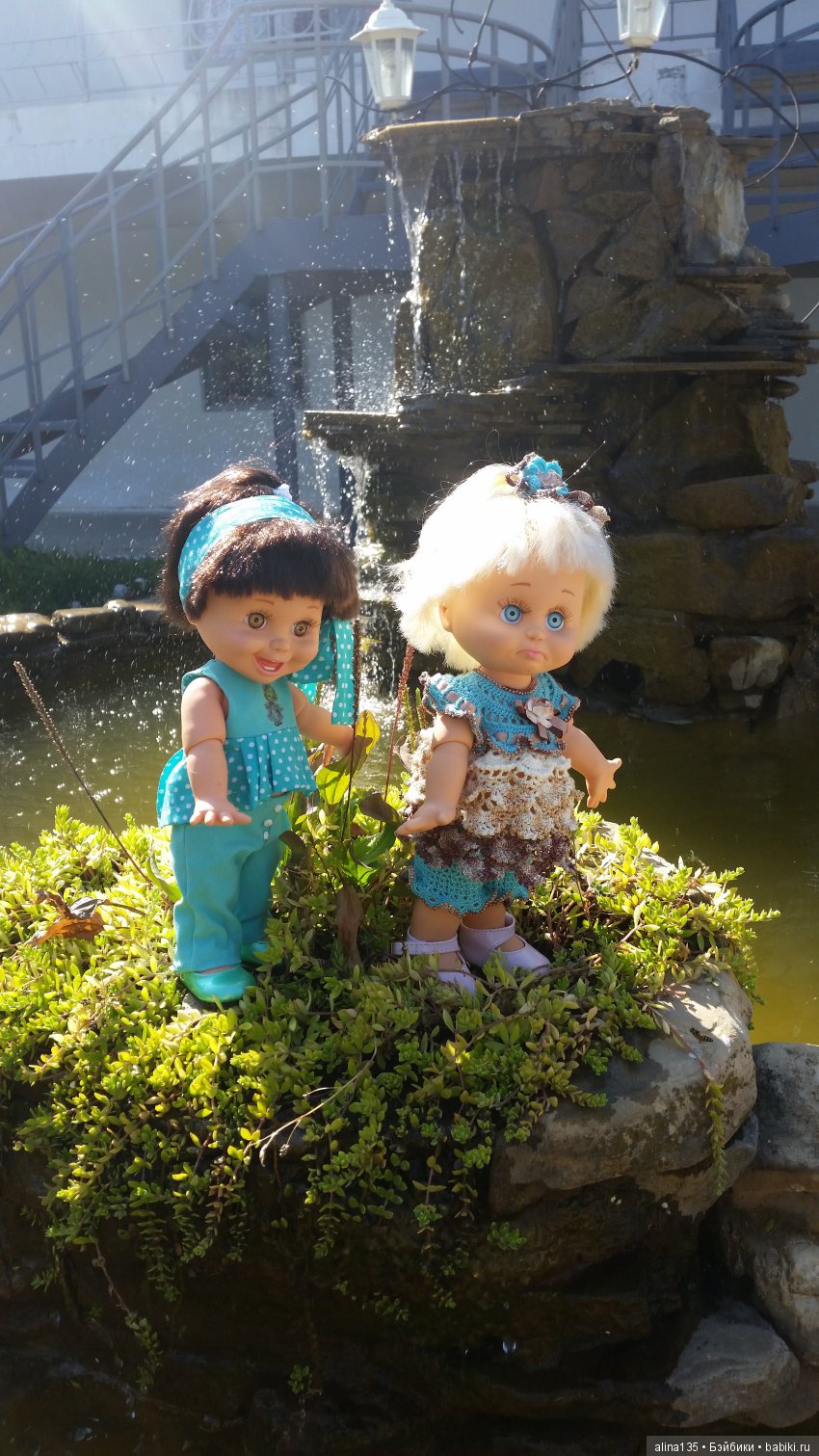 Мои фейсинки празднуют День поселения и демонстрируют новые наряды