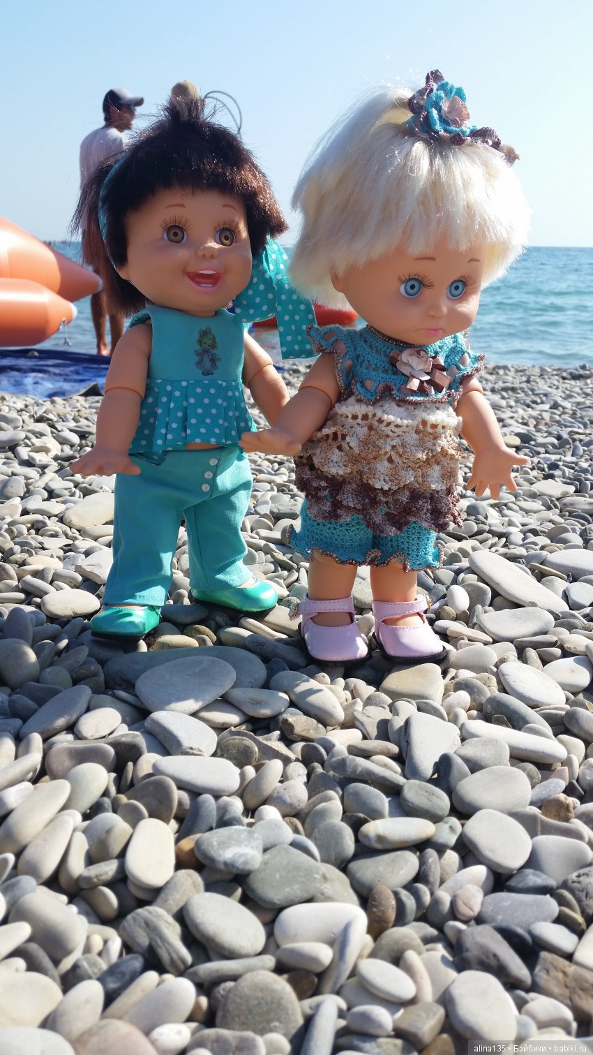 Мои фейсинки празднуют День поселения и демонстрируют новые наряды