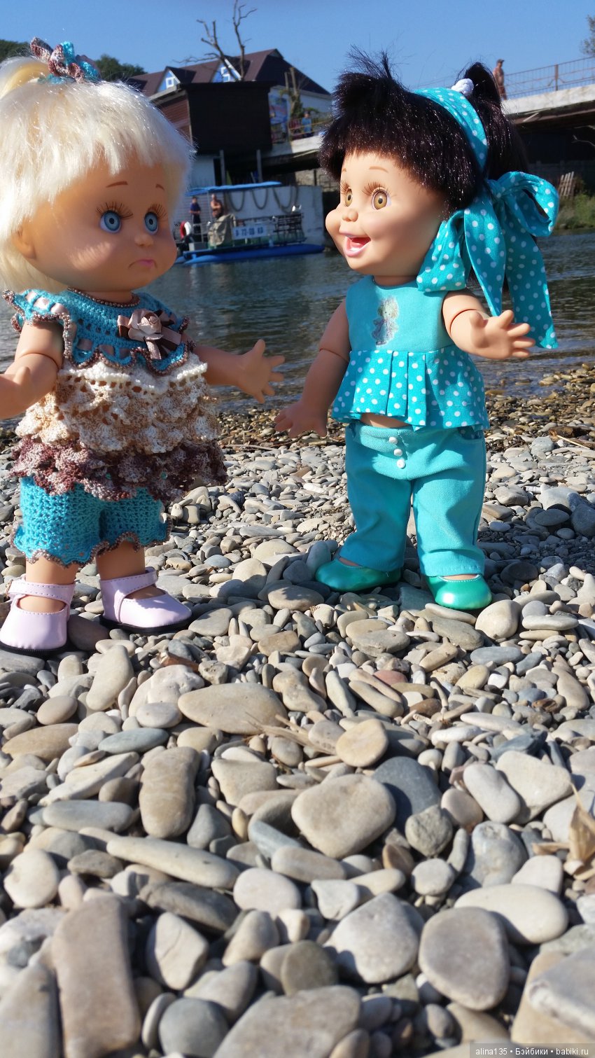 Мои фейсинки празднуют День поселения и демонстрируют новые наряды