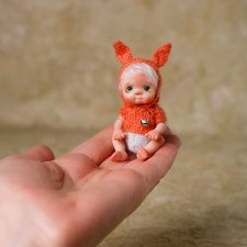 Миниатюрная кукла Морковка