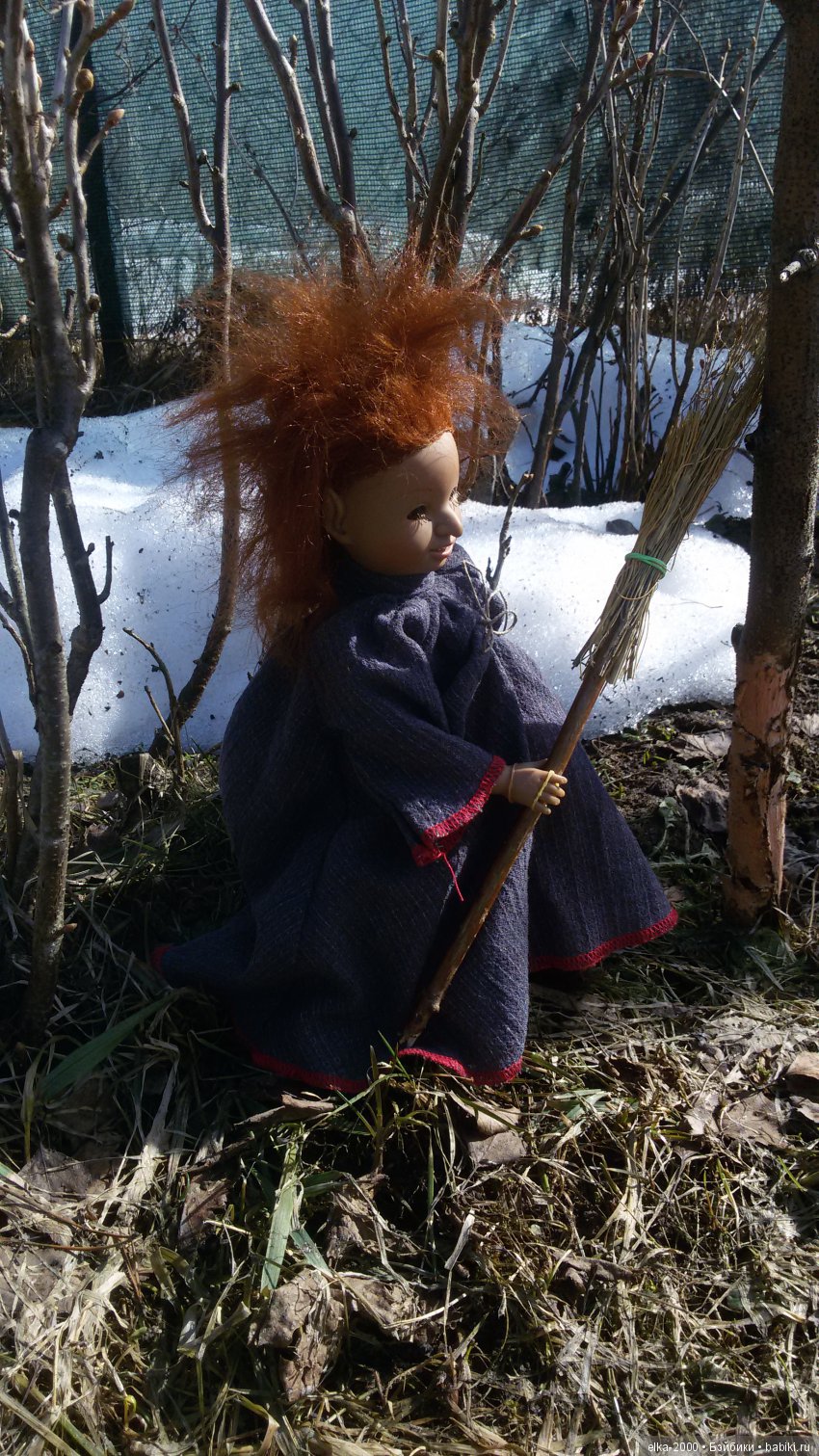 Баба-яга на выгуле — Куклы Carmen Gonzalez (Кармен Гонсалез): Мариетта (фото 2)