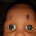 Можно ли удалить следы шариковой ручки с лица куклы?