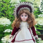 Винтажная реплика французской антикварной куклы