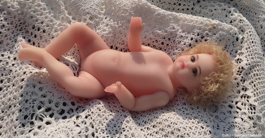 Реставрация цельнолитой восковой куклы