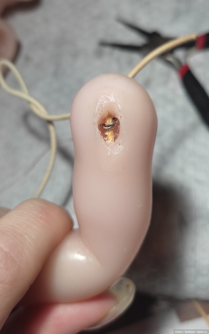 Реставрация цельнолитой восковой куклы