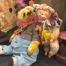 Hans & pig Hans & pig