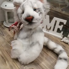White tiger White tiger