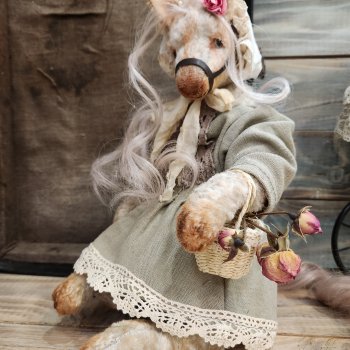 Rose лошадка-тедди