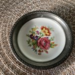 Маленькая тарелочка, старый винтаж для фотосессий