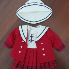 Костюм в морском стиле