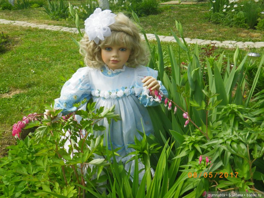 Паула от Вирджинии Тернер на прогулке