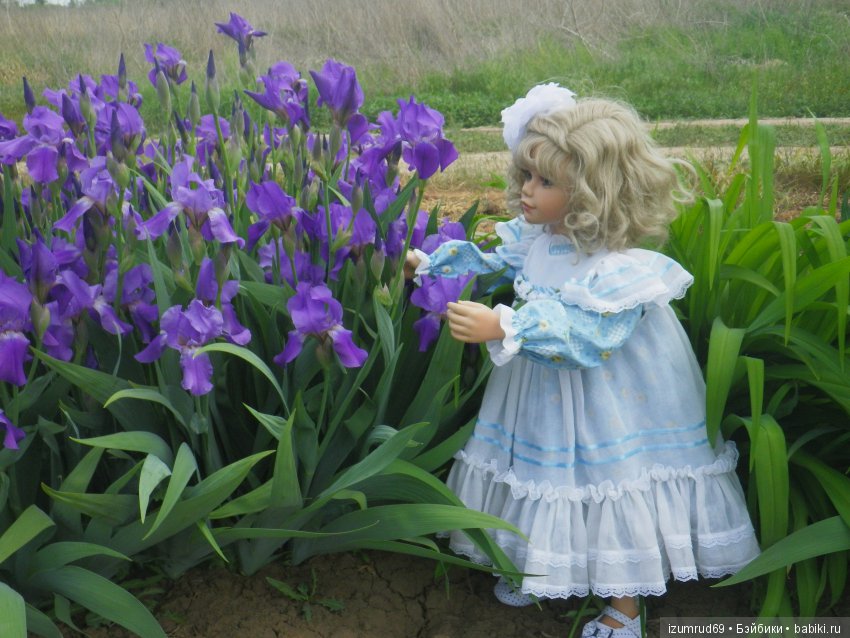 Паула от Вирджинии Тернер на прогулке