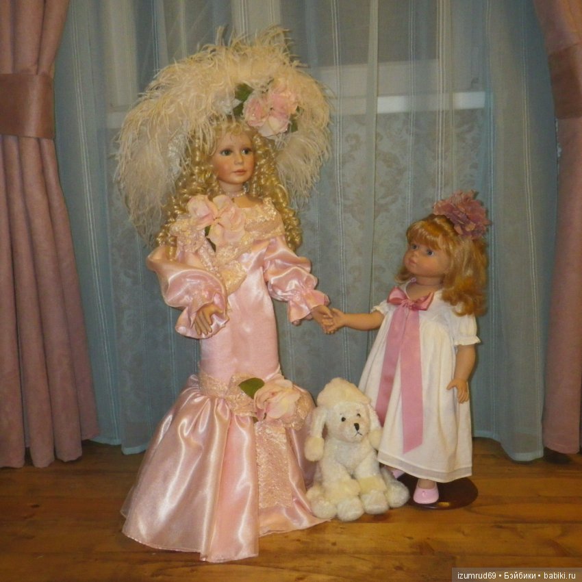 Знакомство Анютки со старшими дамами