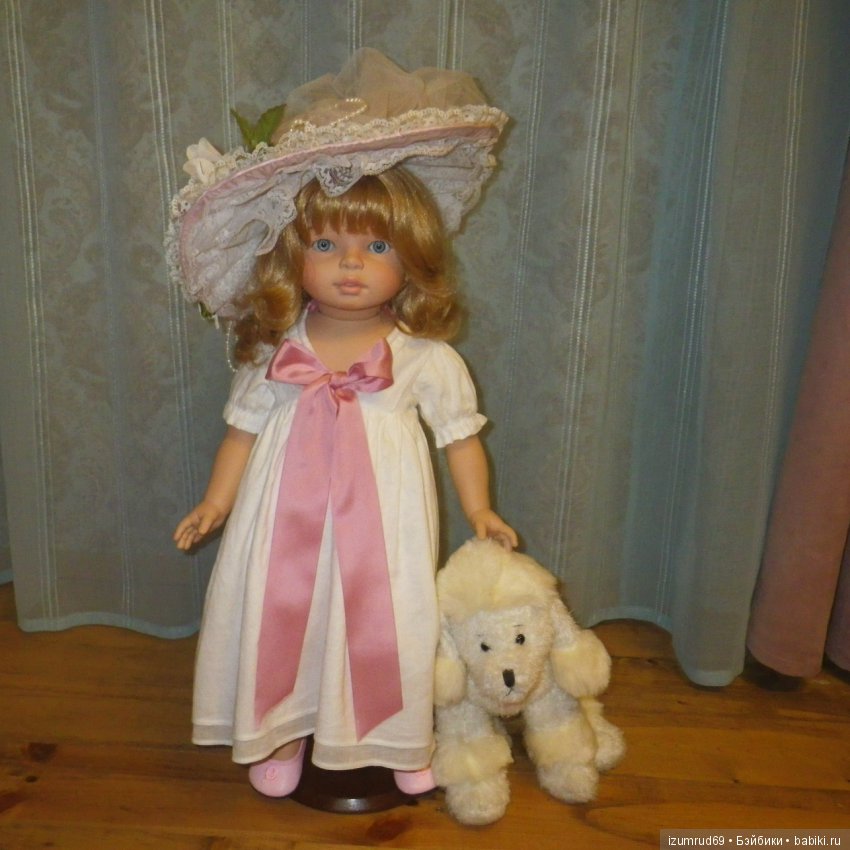 Знакомство Анютки со старшими дамами