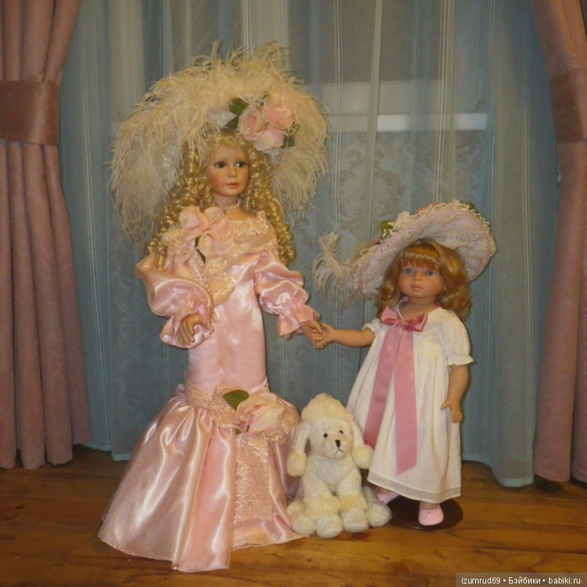 Знакомство Анютки со старшими дамами