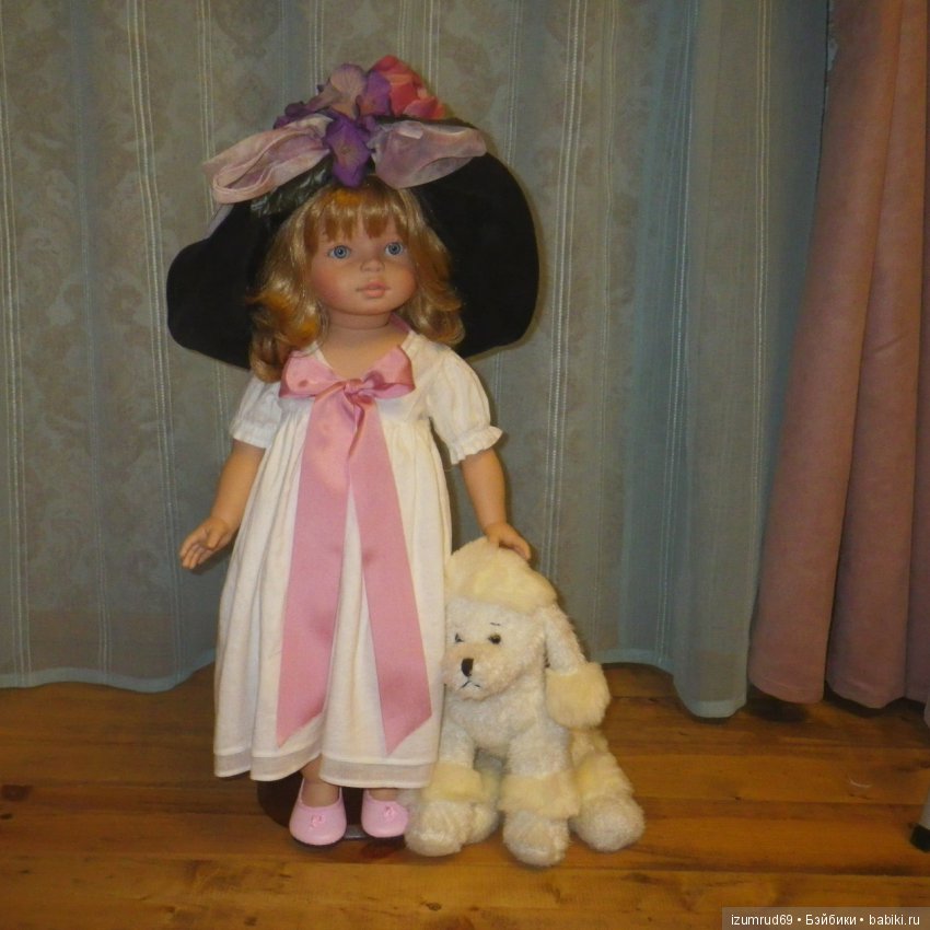 Знакомство Анютки со старшими дамами