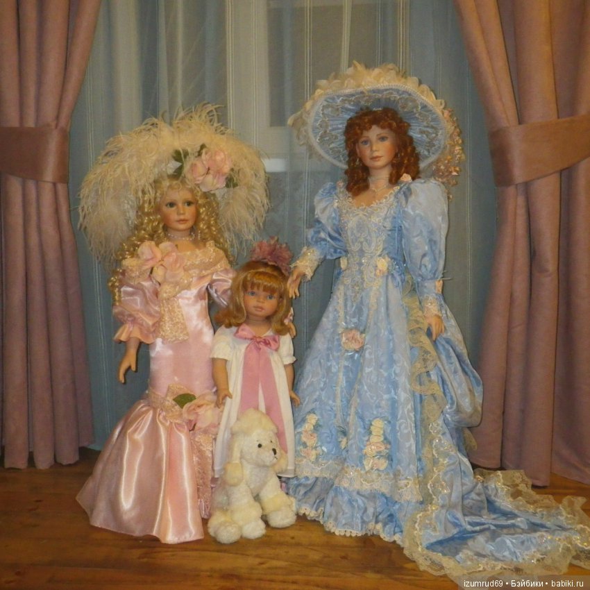 Знакомство Анютки со старшими дамами