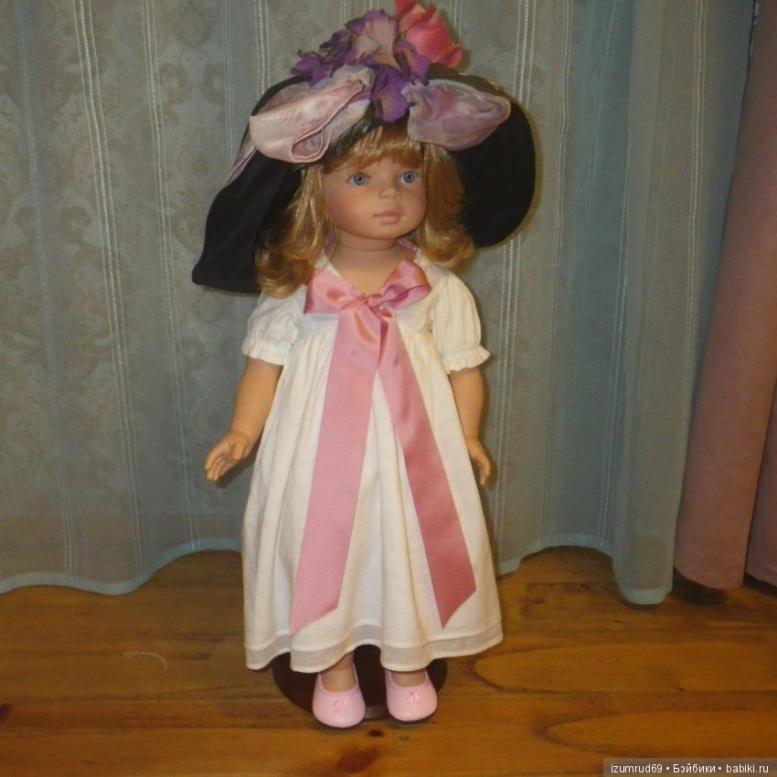 Знакомство Анютки со старшими дамами