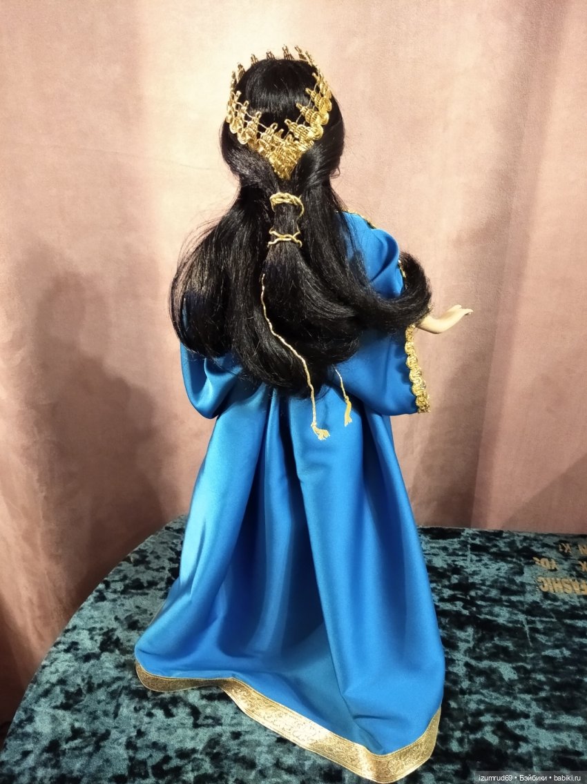 Мифы Древней Греции. В исполнении Николя (Iplehouse SID Shane) и двух (мало)известных актрис