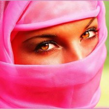 С наступающим днём женщин!