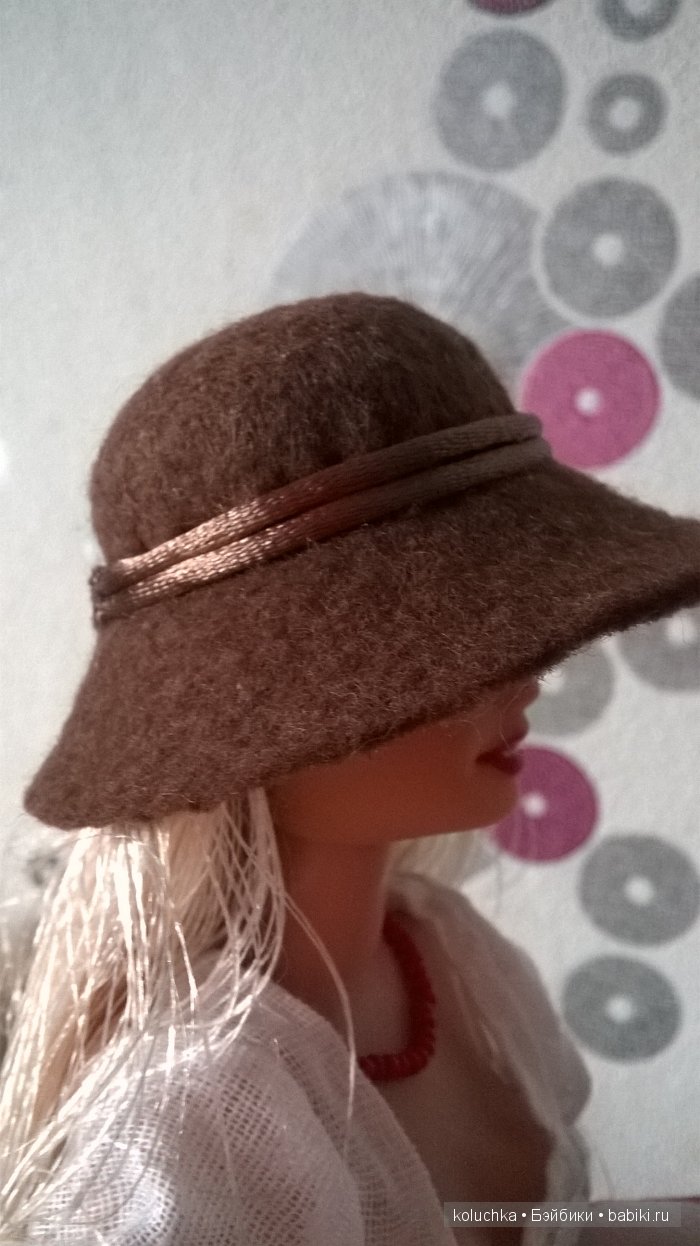 Английская классическая шляпа для куклы