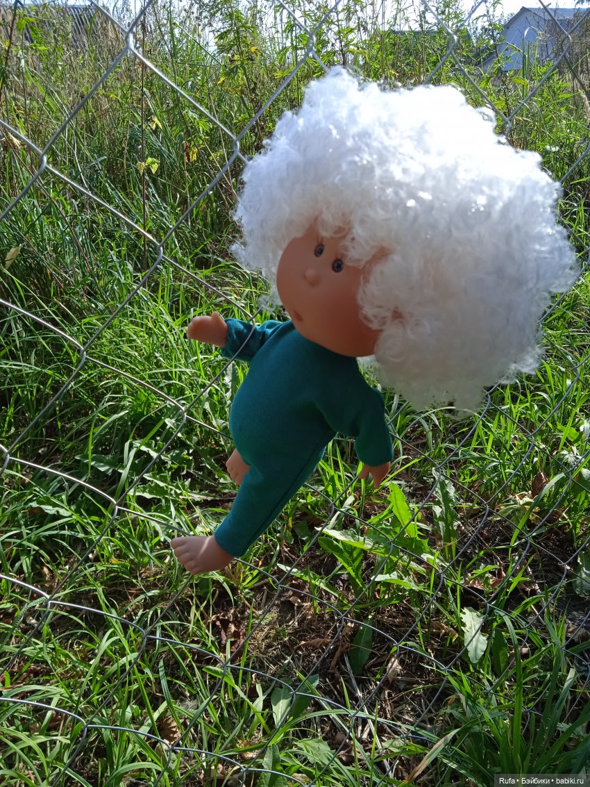 Осторожно с одуванами — Куклы Nines d'Onil (Нинес): Миа (Mia) (фото 10)