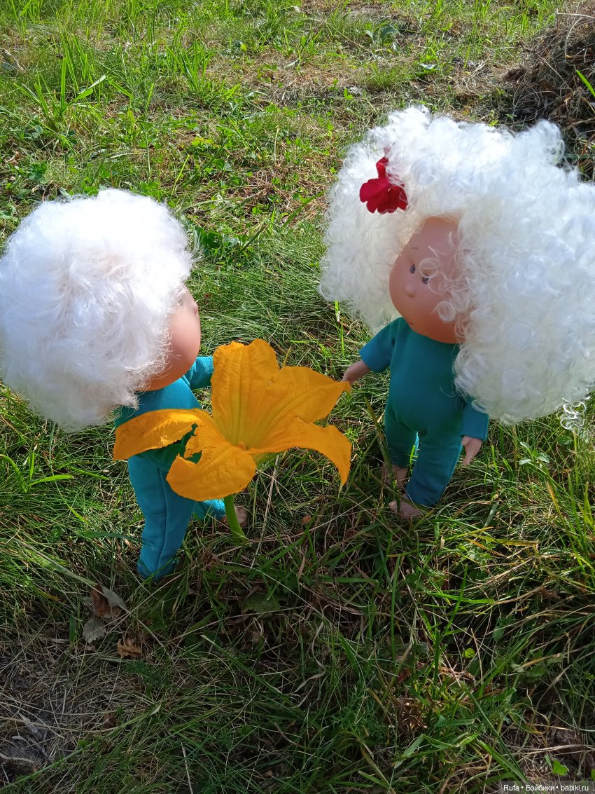 Осторожно с одуванами — Куклы Nines d'Onil (Нинес): Миа (Mia) (фото 8)