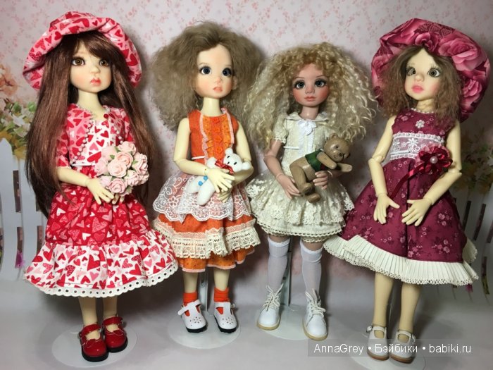 Во всех ты, Душенька, нарядах хороша