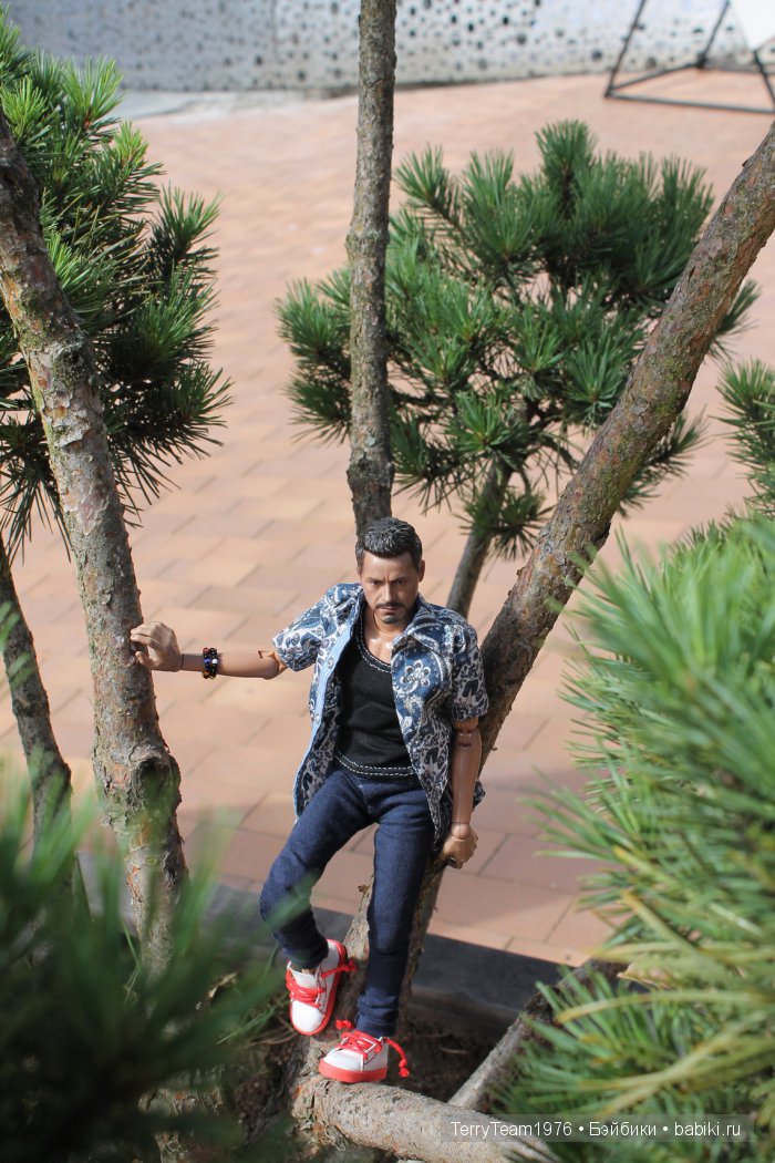 Железный Человек: приключения без брони. Летние каникулы