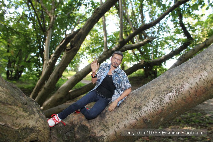 Железный Человек: приключения без брони. Летние каникулы