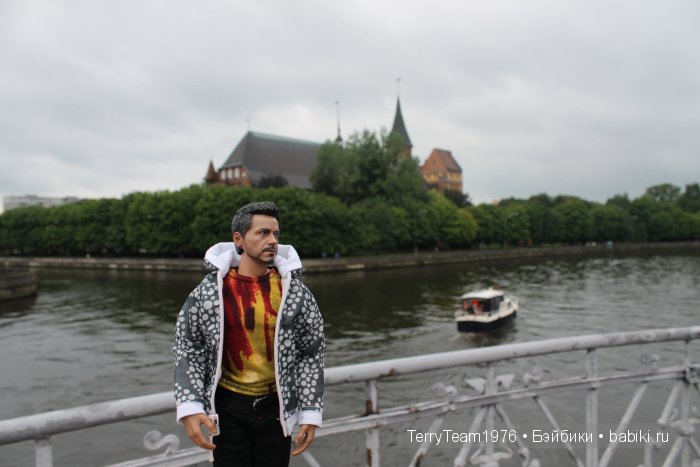 Железный Человек: приключения без брони. Летние каникулы