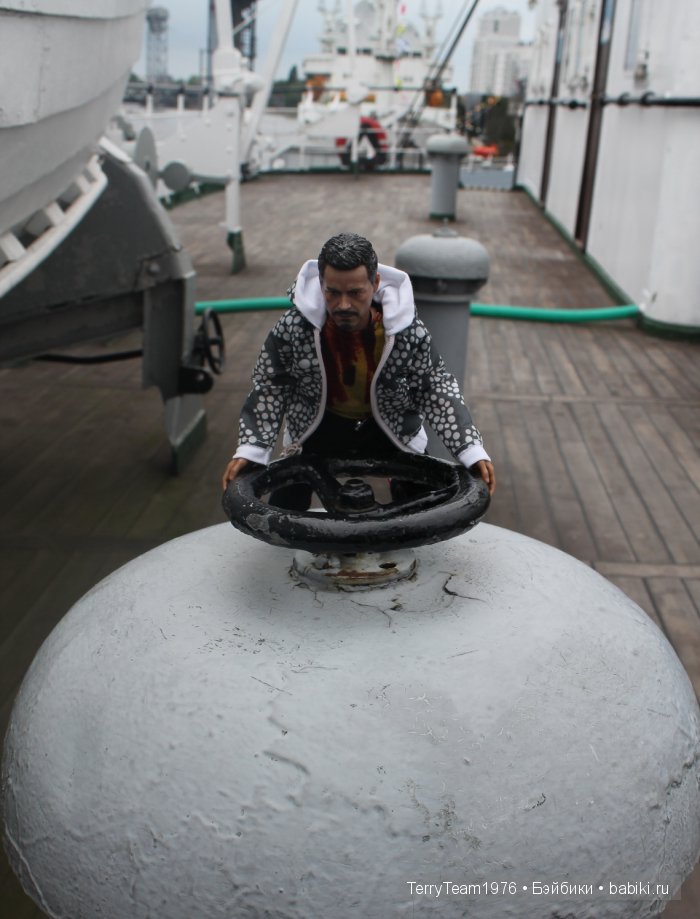 Железный Человек: приключения без брони. Летние каникулы (фото 10)