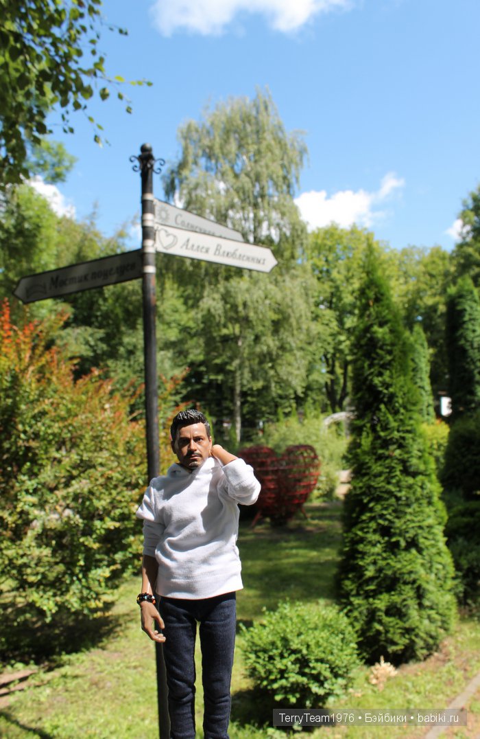 Железный Человек: приключения без брони. Летние каникулы