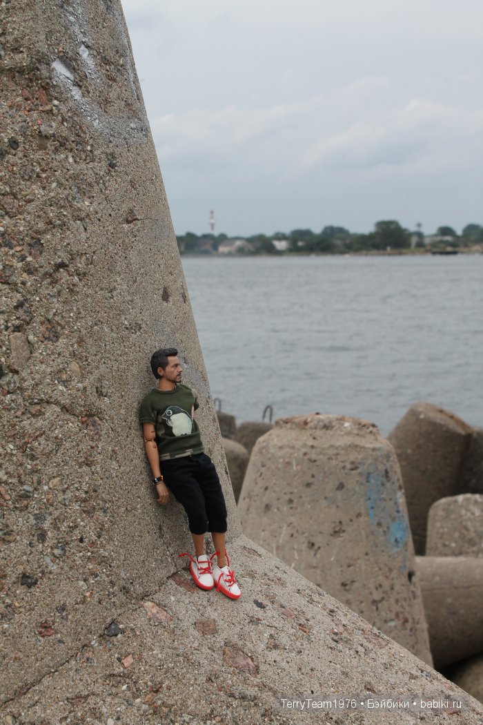 Железный Человек: приключения без брони. Летние каникулы