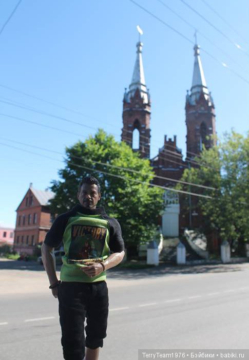 Железный человек: приключения без брони. Геройские каникулы