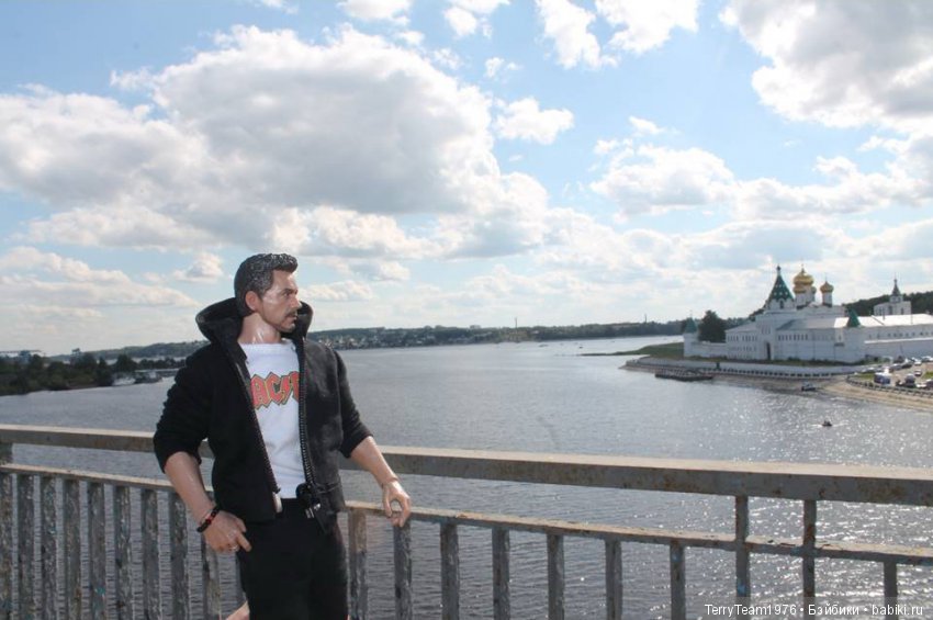 Железный человек: приключения без брони. Геройские каникулы