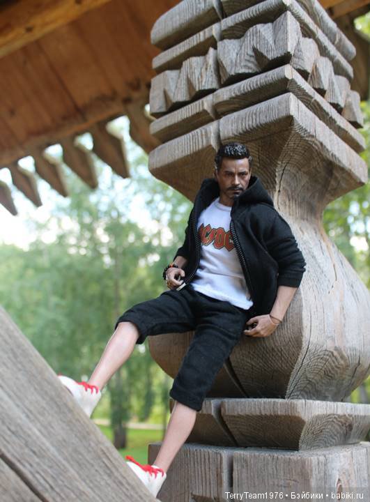 Железный человек: приключения без брони. Геройские каникулы