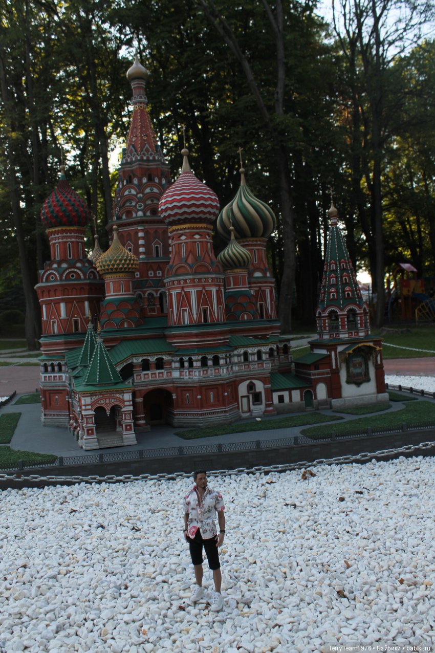 Железный человек: приключеня без брони. Отпуск в Янтарном краю. Южный парк (фото 4)